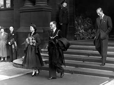 Queen Elizabeth II and HRH Duke of Edinburgh leaving the Town Hall with Lord Mayor, J.H. Bingham  after lunch