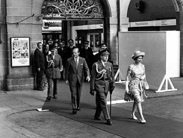 Queen Elizabeth II and HRH Duke of Ecinburgh leaving Midland Station at the start of the Royal Visit