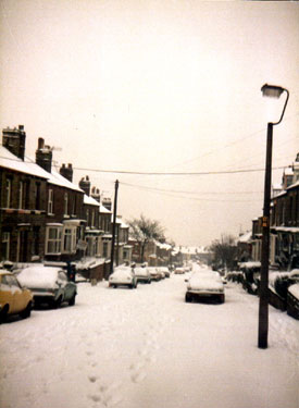 Cobden View Road, Crookes in the snow