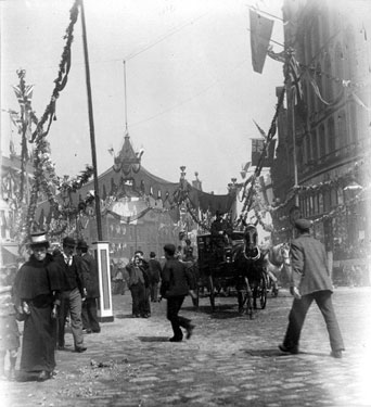 High Street decorated for Queen Victoria's visit