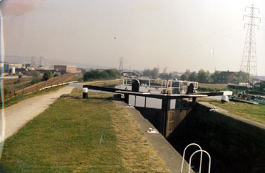 Tinsley Locks, Sheffield and South Yorkshire Navigation looking towards Tinsley with the Lock Keepers Houses extreme right