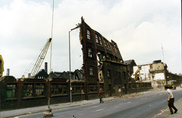 Demolition of Gate No. 30, Sheffield Forgemasters, (formerly Firth Brown Ltd) Siemens Shop, Savile Street East