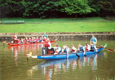 Boat 2 led by the Lord Mayor, Councillor Jackie Drayton, Dragon Boat Festival, Crookes Valley Park
