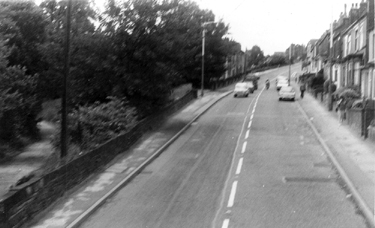 Stannington Road looking towards Wood Lane