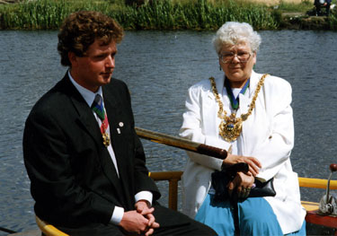 Councillor Doris Askham (1921 - 2006) Lord Mayor, 1991 - 92 and Consort attending the World Student Games