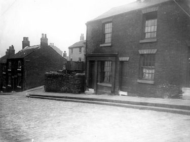 Nos 77-91, Bard Street, Park, looking towards junction with School Hill