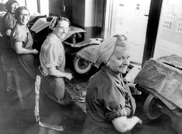 Buffer girls at Roberts and Belk Ltd., silversmiths, Furnival Works, Furnival Street