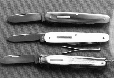 Pocket Knives made by Stanley Shaw, cutler, 48 Garden Street