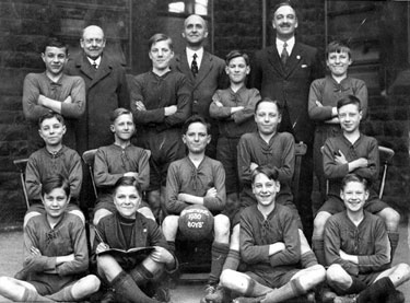 Netherthorpe Boys football Team, George Clayton with the ball.