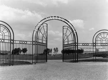Entrance gates to Don Valley Bowl, East End Park, Coleridge Road 