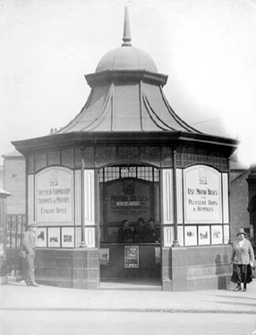 Sheffield Corporation Tramways and Motors Enquiry Office, Moorhead next to Crimean Monument
