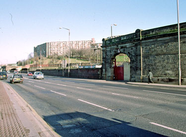 Sheffield Midland railway station, Sheaf Street with Park Hill Flats in the background