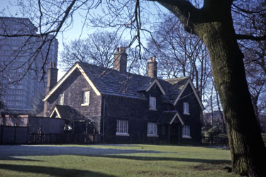 Arbourthorne Cottages, off Arbourthorne Road, southern end of Norfolk Park, opposite pavilion; with Norfolk Park Flats in the background