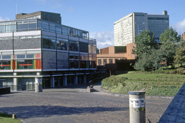 University of Sheffield, Students Union Building, Western Bank with the Royal Hallamshire Hospital in the background