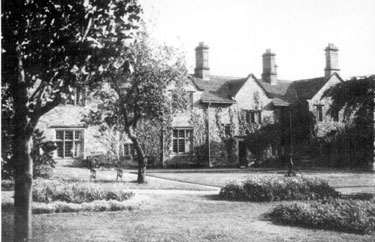 Crowder House, Barnsley Road, Longley, showing north side