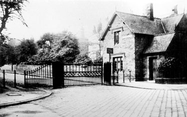 Collegiate Crescent (beyond gates), at junction of Brunswick Street, showing Sandon Lodge at entrance to Broom Hall Park