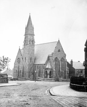  Congregational Church, junction of Cemetery Road and Summerfield Street (left)	