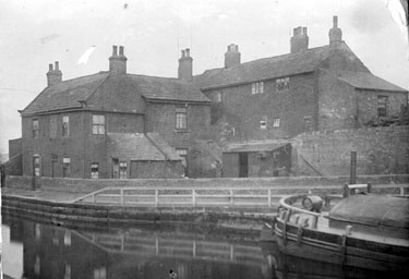 Wharf Road Cottages, South Yorks Navigation Canal, Tinsley