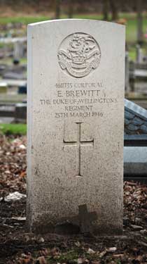 Memorial to Corporal (4611735) Ernest Brewitt, The Duke of Wellington's Regiment, 25 Mar 1946, Abbey Lane Cemetery
