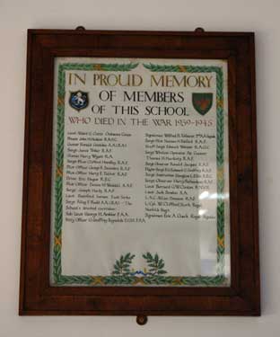 War memorial, City Secondary School / City Grammar School in City School, Stradbroke Road