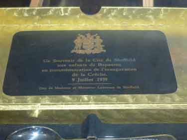 Inscription on cutlery set presented to the children of Bapaume in 1939 by Sheffield City Council