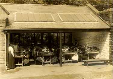 Whiteley Wood Open Air School (also known as Whiteley Wood Open Air Recovery School): the dining shed