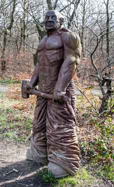 Parkway Man sculpture (Jason Thomson, 2001), Bowden Howsteads Wood, off Sheffield Parkway (Richmond Park Crescent)