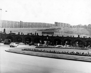 Sheffield Midland railway station, Sheaf Street and Sheaf Square roundabout with Park Hill Flats in the background