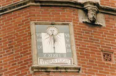 Sundial on the Cairns Chambers building, corner of Church Street and Vicar Lane