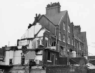 Demolition of Council flats on Snig Hill