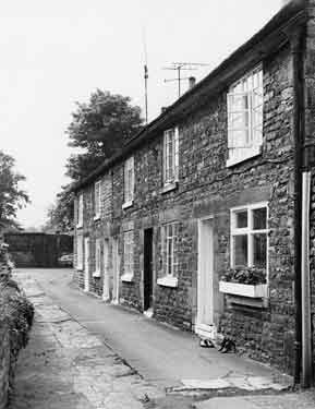 Cottages on Baslow Road, Totley near the junction with Hillfoot Road