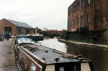 Victoria Quays Festival, 6/7/8 May 1995, official reopening of canal basin to public, view of canal taken near Victoria Boatyard
