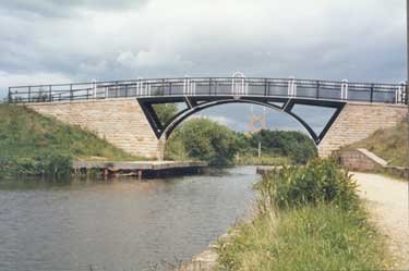 Footbridge linking Chippingham Street and Staniforth Road over Sheffield Canal near Don Valley Stadium