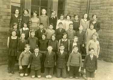 Class group at unidentified school