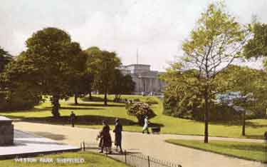 Weston Park showing (centre) Mappin Art Gallery and Weston Park Museum 