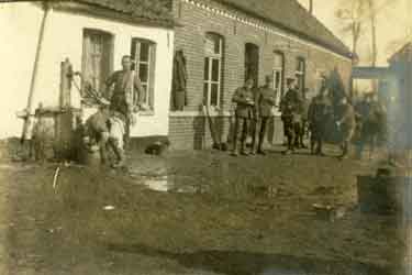 Reville / Walton family. First World War soldiers