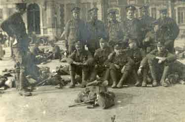 Reville / Walton family. Group of First World War soldiers and nurses