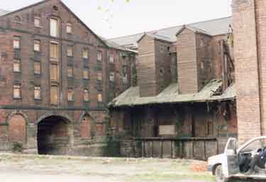 Derelict Terminal Warehouse, Sheffield Canal Basin