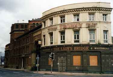 Lady's Bridge Hotel, Lady's Bridge showing (left) Bridge Street and the Exchange Brewery