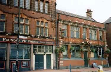 Foundry and Firkin public house (formerly The Bee Hive Hotel), No. 240 West Street