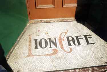 Entrance step to the Lion Cafe (latterly the Riverside Court Hotel), Nos. 4 - 12 Nursery Street at the junction with The Wicker