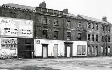 Derelict offices, Wharf Street, Canal Basin