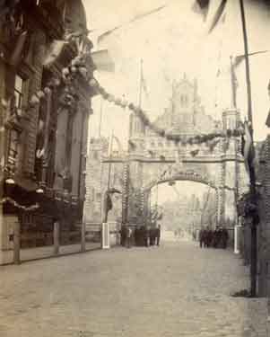 Royal visit of Queen Victoria. Decorative arch, Commercial Street