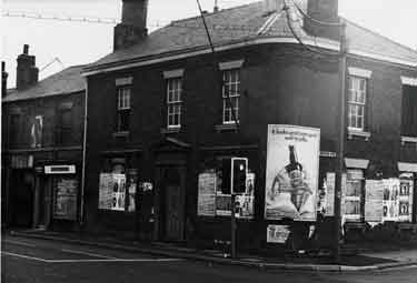 Don Inn,  derelict pub, junction of Bedford Street and Penistone Road, Netherthorpe. 