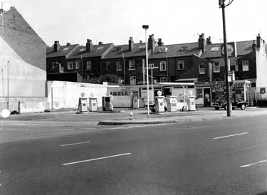 Chantry Filling Station, Chesterfield Road (junction with Olivet Road)