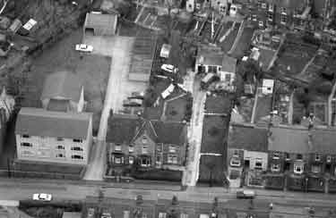 Aerial view of Oakland Road with backs of houses on Norris Road across top right
