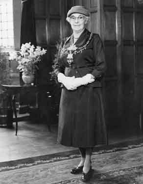 Mrs Ballard, Lady Mayoress, 1957-58