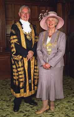 Councillor Arthur Dunworth, Lord Mayor and Mrs Kathleen Chadwick, Lady Mayoress, 2007-08