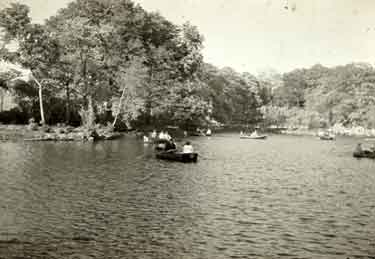 Graves Park boating lake