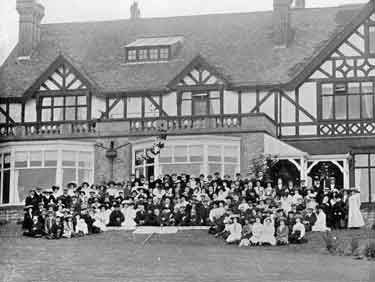 Mr and Mrs James Dixonï¿½s deaf and dumb guests at Fulwood House, Old Fulwood Road, Fulwood to celebrate the coronation of King George V and Queen Mary